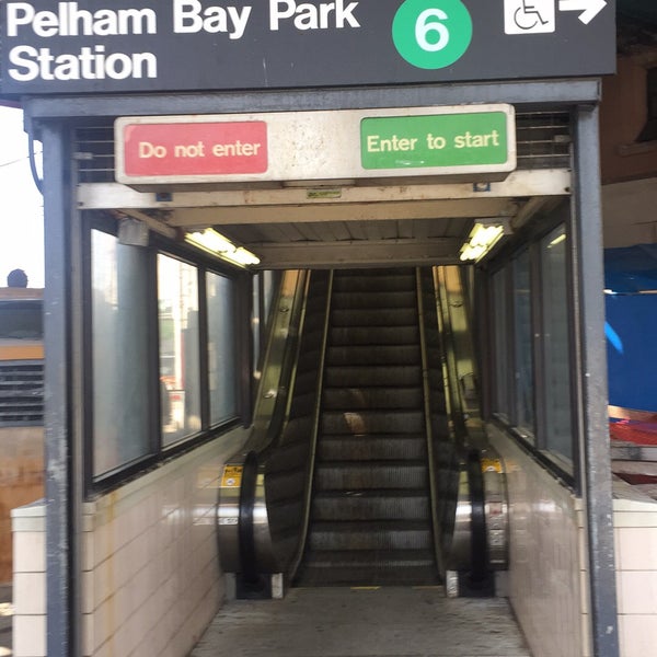 5/19/2015 tarihinde Jason A.ziyaretçi tarafından MTA Subway - Pelham Bay Pa...