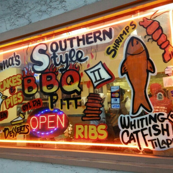 Mama's Southern BBQ 2179 Springfield Ave