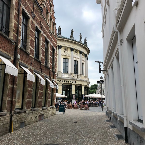 6/9/2018にJoffre S.がToneelhuis (Bourla Schouwburg)で撮った写真