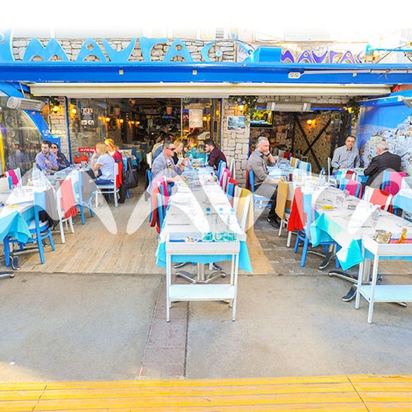 5/30/2014 tarihinde Mavra Restaurantziyaretçi tarafından Mavra Restaurant'de çekilen fotoğraf