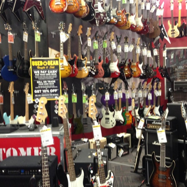 Guitar center 10 off deals