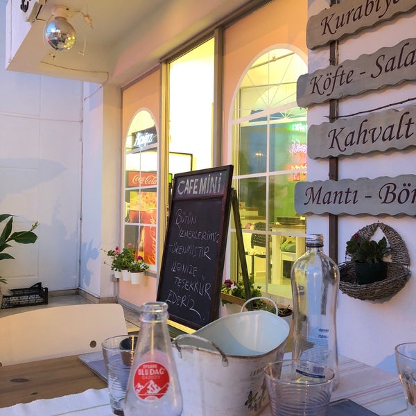 6/18/2018 tarihinde Njla O.ziyaretçi tarafından Cafe Mini'de çekilen fotoğraf
