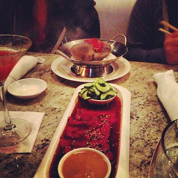 11/19/2012 tarihinde Kenneth C.ziyaretçi tarafından Roppongi Restaurant &amp; Sushi Bar'de çekilen fotoğraf