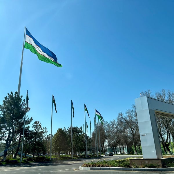 3/25/2024 tarihinde Carlos R.ziyaretçi tarafından Toshkent Xalqaro Aeroporti | Tashkent International Airport (TAS)'de çekilen fotoğraf