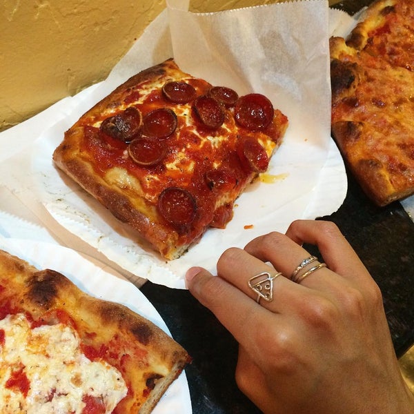7/30/2015にAngela I.がPrince Street Pizzaで撮った写真