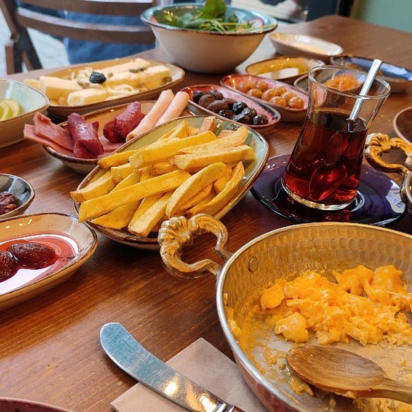 Foto tomada en Deniz Nadide Duru Breakfast  por Hispida el 3/8/2022