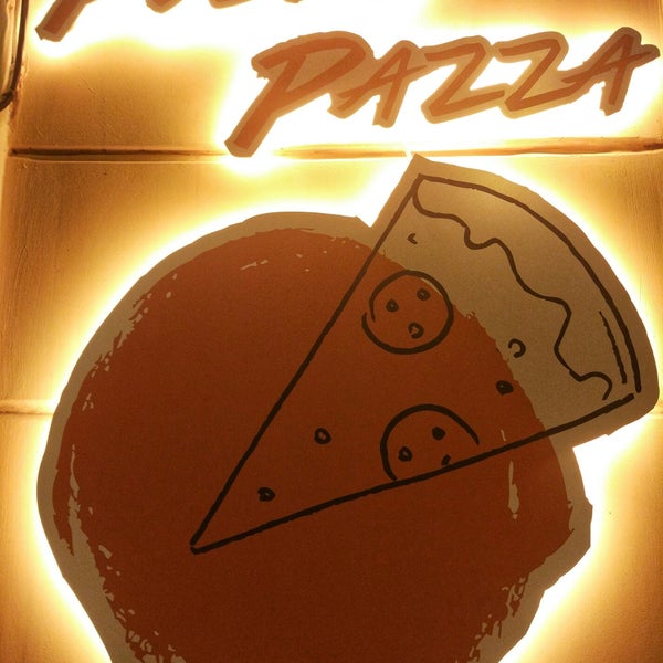 1/3/2018にHispidaがPizza Pazzaで撮った写真