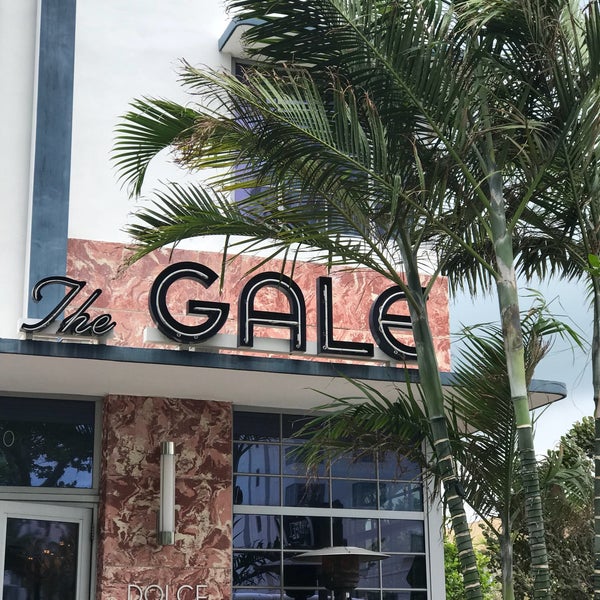 Das Foto wurde bei Gale South Beach, Curio Collection by Hilton von Mary R. am 4/5/2018 aufgenommen