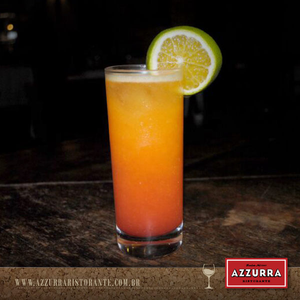 Um drink de qualidade acompanha perfeitamente o início da noite. Então, que tal escolher nosso maravilhoso Tequila Sunrise? Tequila, suco de laranja e granadine para deixar seu dia mais delicioso!