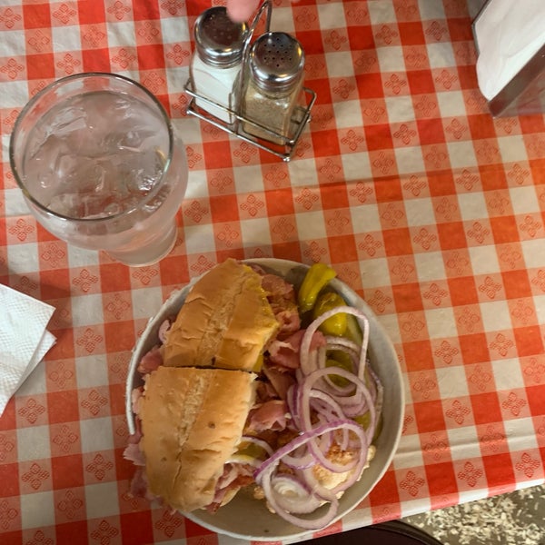 Tony's Famous French Dips Sandwich Spot in Pomona