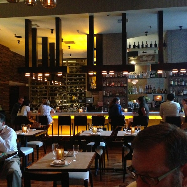 Foto scattata a Le Ka Restaurant @lekarestaurant da Jennifer B. il 8/28/2013
