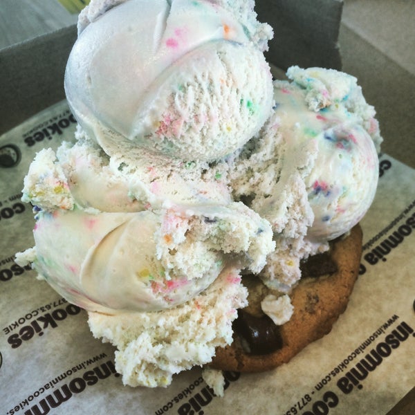 Insomnia Cookies Dessert Shop