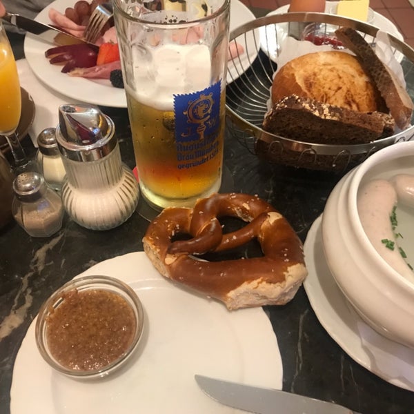 Cafe im Hinterhof HaidhausenSüd 18 tips from 323 visitors