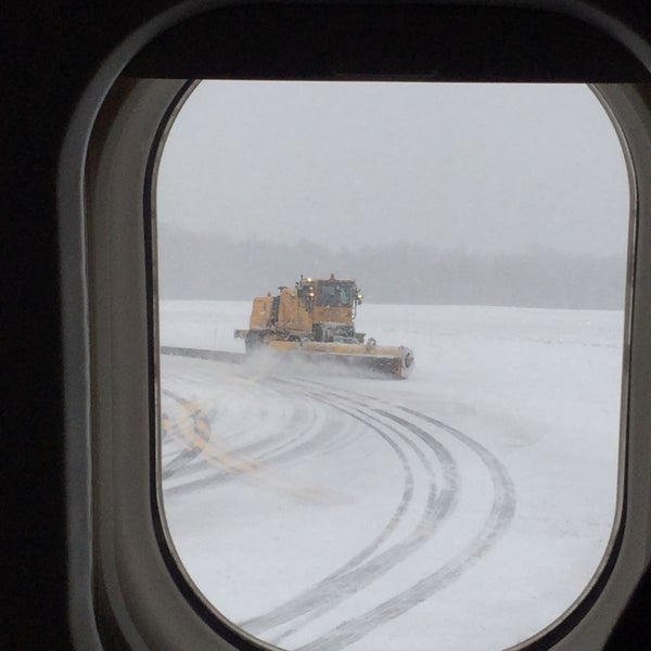 Bombardier Aerospace Airport Gate