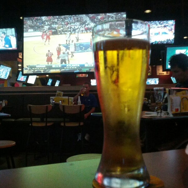 Buffalo Wild Wings Sports Bar in Mississauga