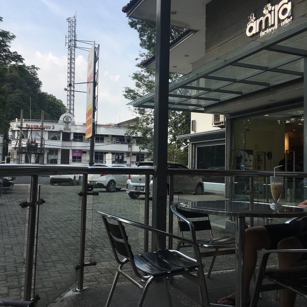 Amira Factory Outlet Bogor