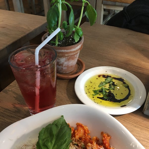 Photo taken at Vapiano by Ale R. on 12/3/2017