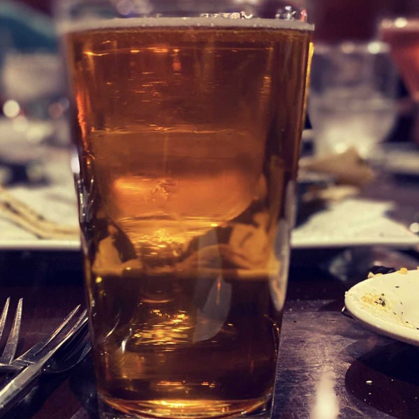 Photo taken at Redwood Steakhouse &amp; Brewery by Craig P. on 11/9/2019