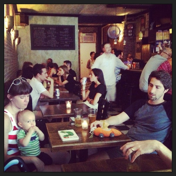 7/19/2013 tarihinde Kim N.ziyaretçi tarafından Lake Street Bar'de çekilen fotoğraf