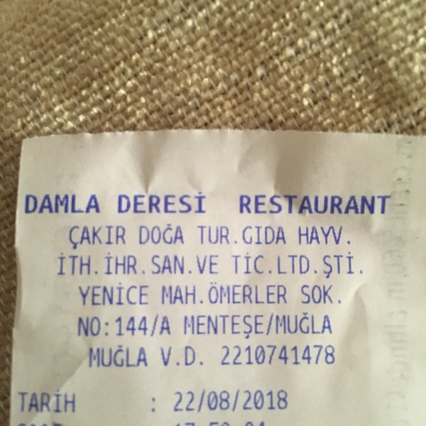 8/22/2018 tarihinde Cemal A.ziyaretçi tarafından Damla Restaurant'de çekilen fotoğraf