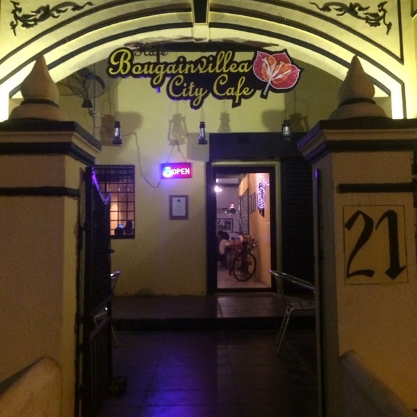 2/22/2014 tarihinde LihHoe I.ziyaretçi tarafından Vintage Cafe Ipoh | Old Town'de çekilen fotoğraf