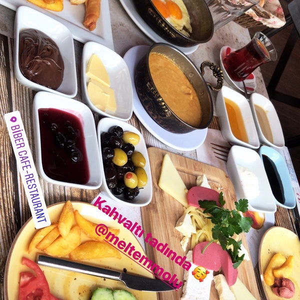Foto scattata a Biber Cafe &amp; Restaurant da Cansu Ç. il 4/3/2019