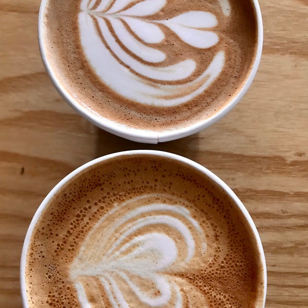 11/25/2017 tarihinde Emily W.ziyaretçi tarafından Madcap Coffee'de çekilen fotoğraf