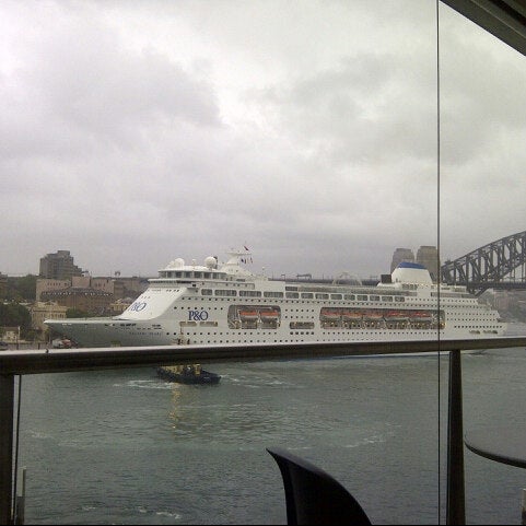 Foto scattata a Pullman Quay Grand Sydney Harbour da Victoria H. il 11/17/2013