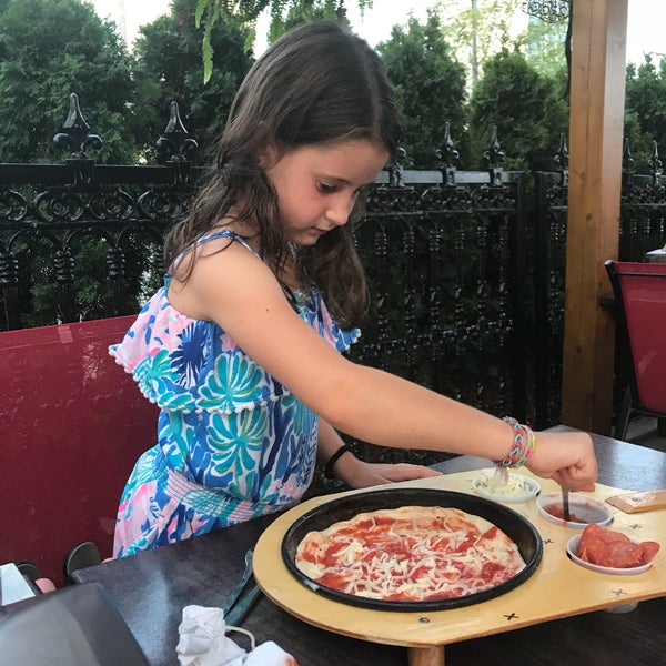 Das Foto wurde bei Zappi&#39;s Italian Eatery - Pasta, Pizza and Subs von Jennifer B. am 8/17/2018 aufgenommen