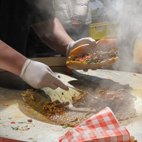 Das Foto wurde bei Baazen Tantuni von Fe9al am 3/3/2024 aufgenommen