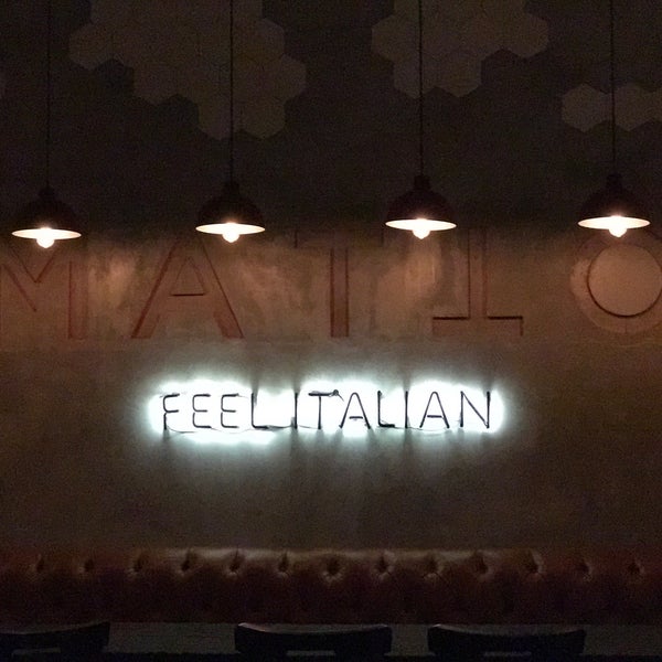 Das Foto wurde bei MATTO Italian Restaurant von Walter L. am 3/28/2017 aufgenommen
