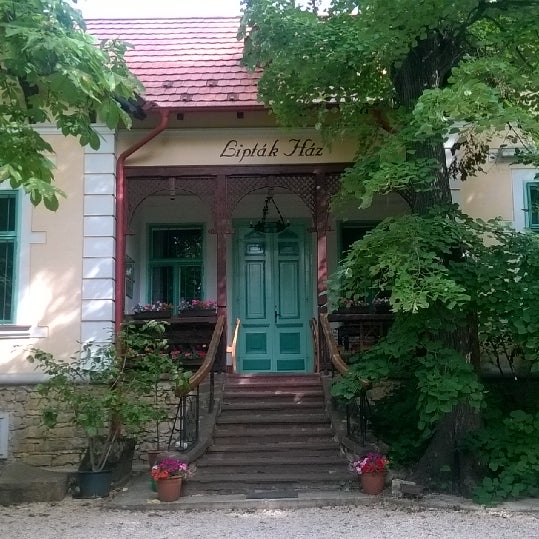 Liptak Haz Petofi U 36