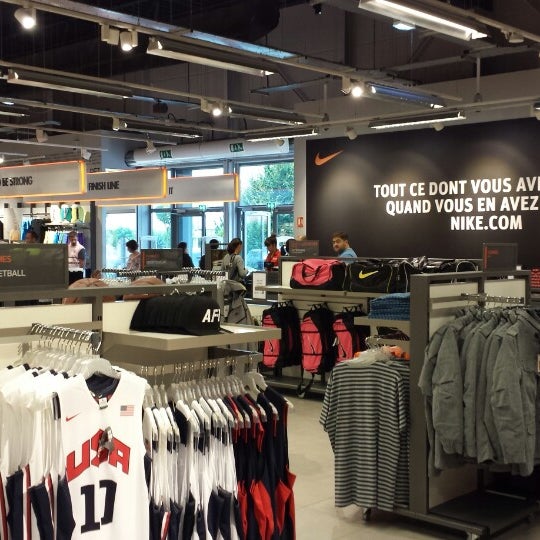 Knop Iedereen Periodiek Nike Factory Store - 161 avenue de Saint-Germain
