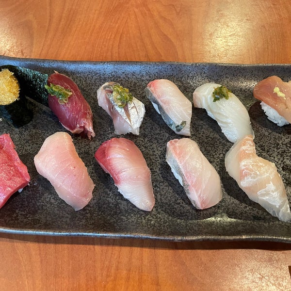 Photo taken at Sushi Hachi by Vitaliy P. on 6/20/2022