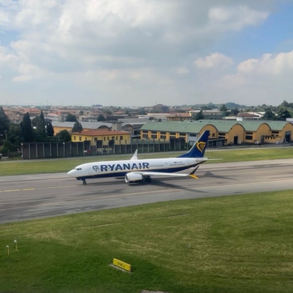 5/8/2024 tarihinde Zehra Ö.ziyaretçi tarafından Aeroporto di Orio al Serio &quot;Il Caravaggio&quot; (BGY)'de çekilen fotoğraf