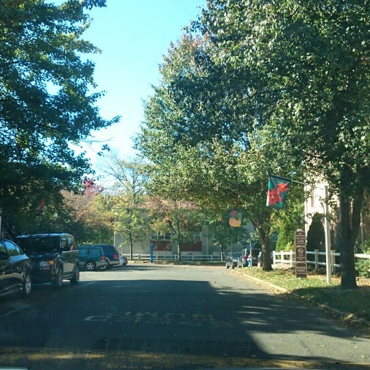 Forest Hills Apartments 2 tips