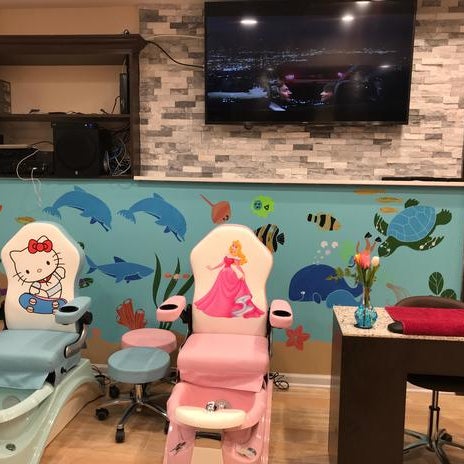 Photo taken at Vickies Nail Spa Chicago by Yext Y. on 4/7/2018