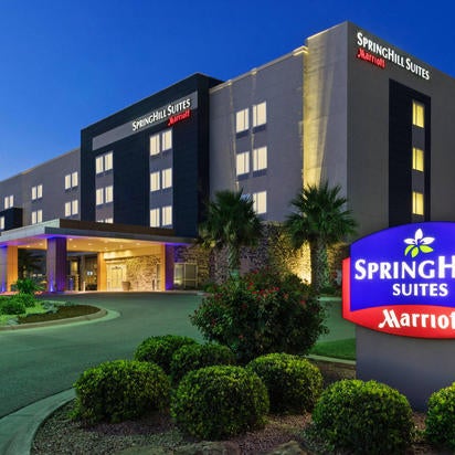รูปภาพถ่ายที่ SpringHill Suites Midland Odessa โดย Yext Y. เมื่อ 5/7/2020