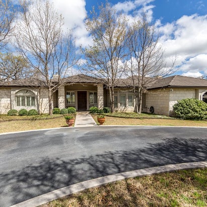 River Fox Realty