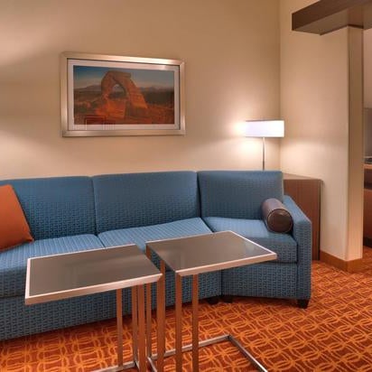 Das Foto wurde bei Fairfield Inn &amp; Suites Moab von Yext Y. am 5/12/2020 aufgenommen