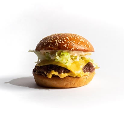 รูปภาพถ่ายที่ Liberty Burger โดย Yext Y. เมื่อ 6/30/2020