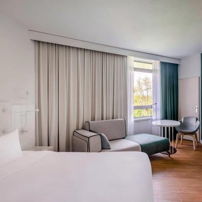 Photo taken at Munich Marriott Hotel by Yext Y. on 5/10/2020