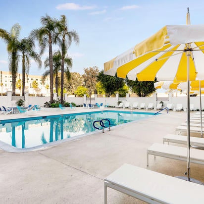 3/5/2021 tarihinde Yext Y.ziyaretçi tarafından Red Lion Hotel Anaheim Resort'de çekilen fotoğraf