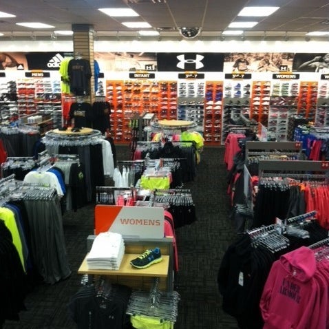 hibbett sports jogging suits