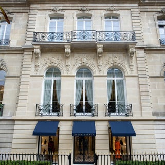 Ralph Lauren Avenue Montaigne - Clothing Store in Champs-Élysées