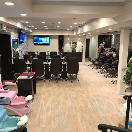 Photo taken at Vickies Nail Spa Chicago by Yext Y. on 4/7/2018