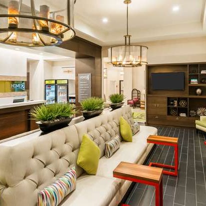 Foto scattata a Home2 Suites by Hilton da Yext Y. il 8/25/2020