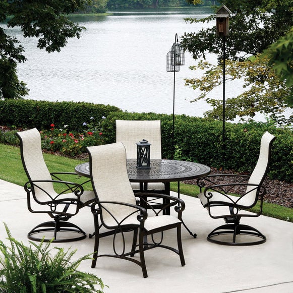 Jerrie 2024 patio sectional