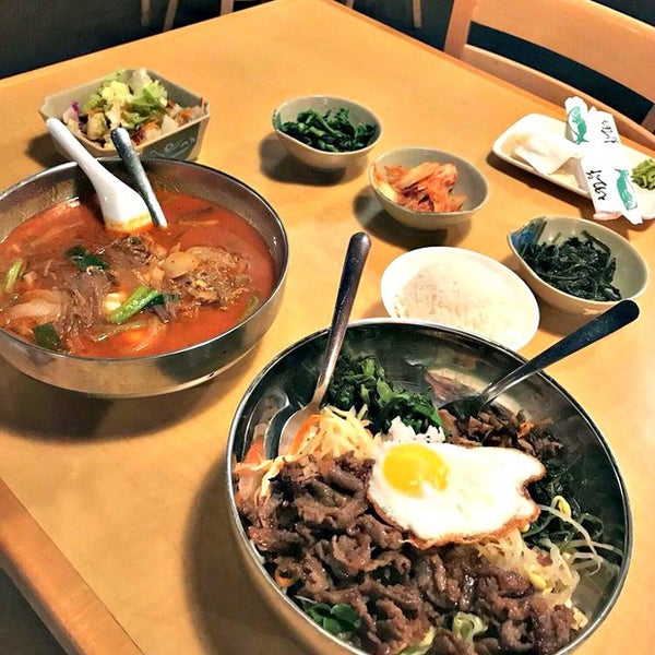 Photo taken at Ichiban Japanese Restaurant by Yext Y. on 3/25/2020