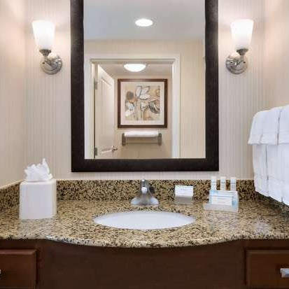 Photo prise au Homewood Suites by Hilton par Yext Y. le11/10/2020